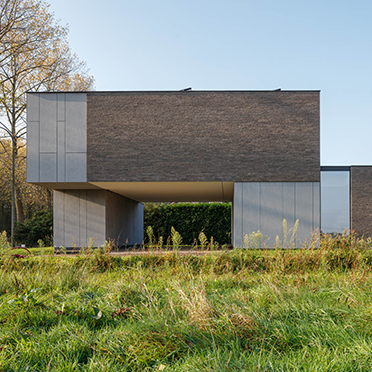 Maison cubiste avec façades EQUITONE | Design moderne et épuré